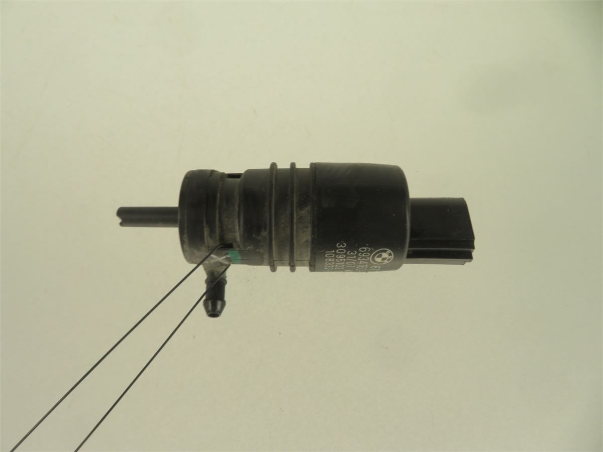 Spylerpumpe Frontrute – bilde 1