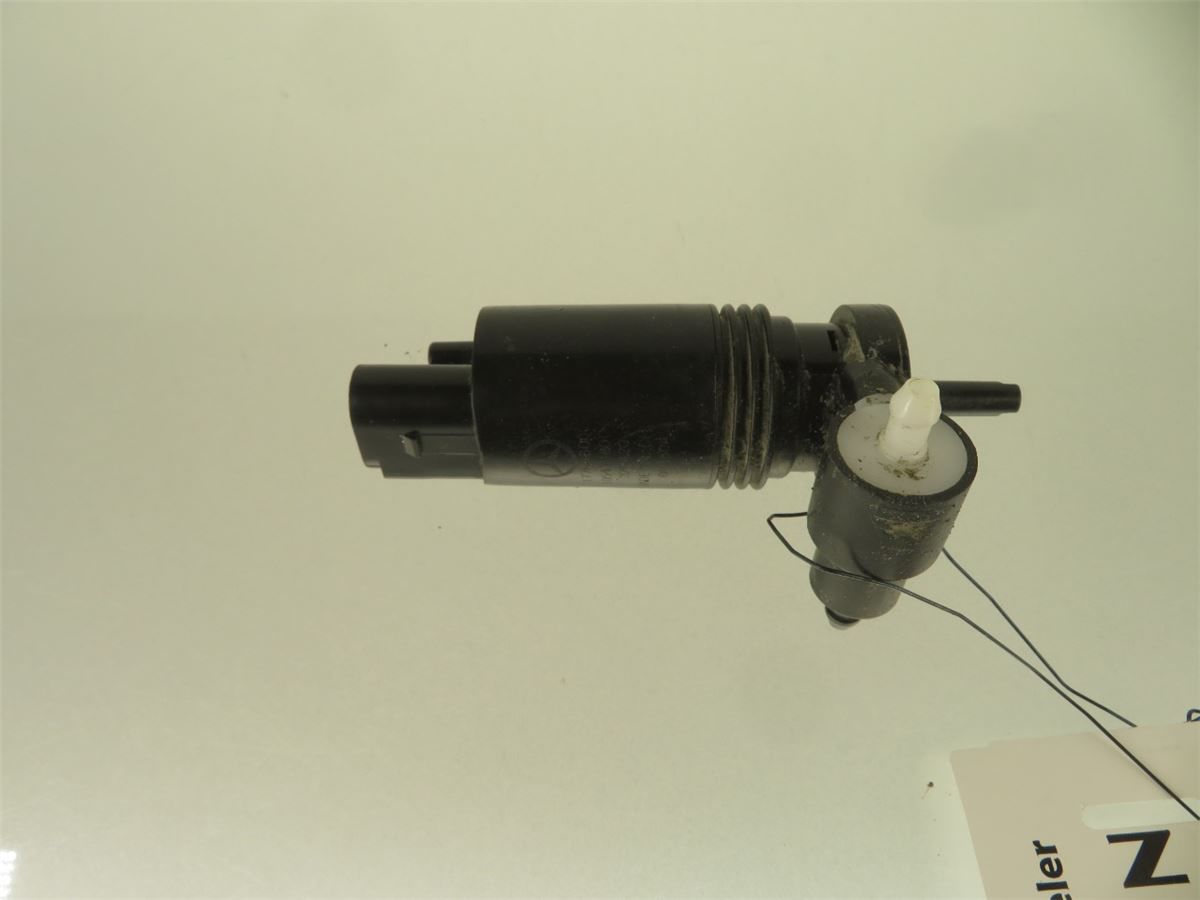 Spylerpumpe Frontrute – bilde 1