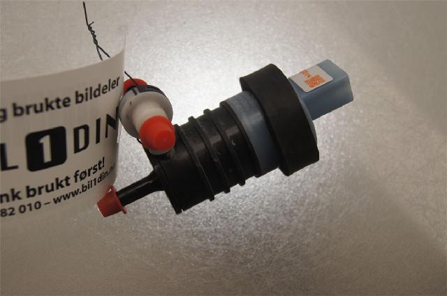 Spylerpumpe Frontrute – bilde 1