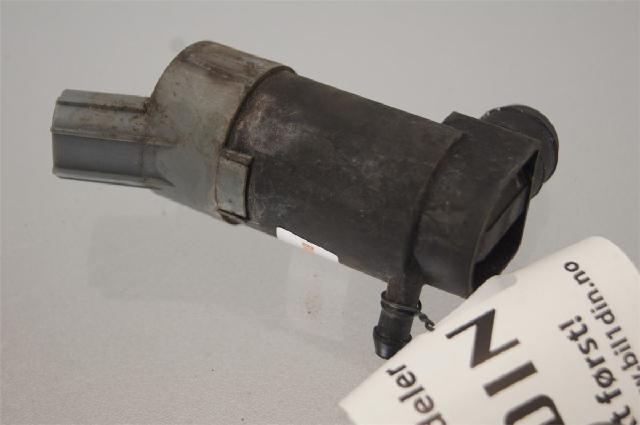 Spylerpumpe Frontrute – bilde 1