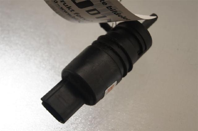 Spylerpumpe Frontrute – bilde 1