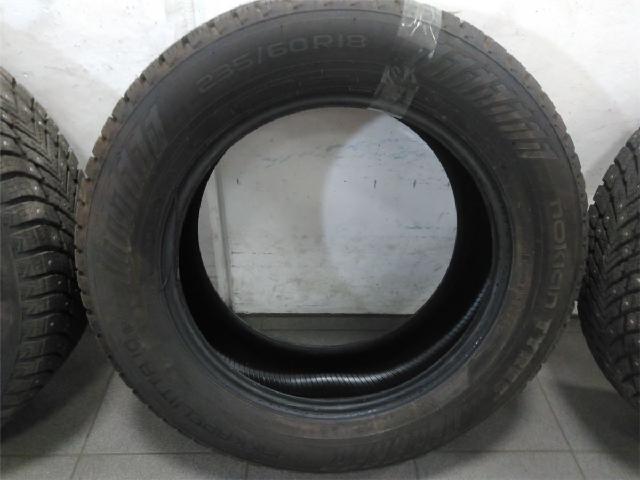 Dekk 18 235/60-18 – bilde 1