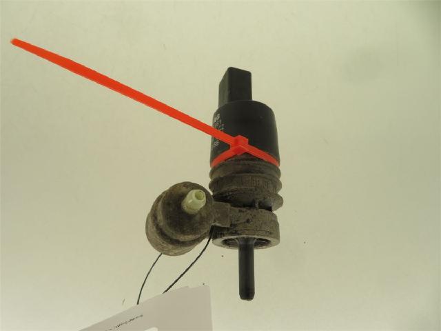 Spylerpumpe Frontrute – bilde 1